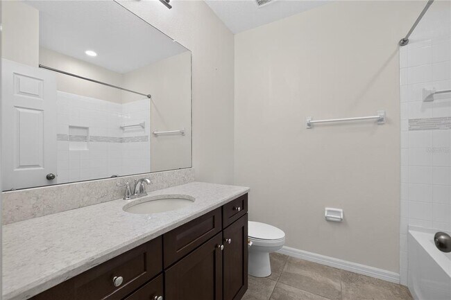 Building Photo - 8016 Marbella Crk Ave