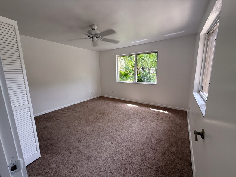 Building Photo - 5840 Crabwood Ct
