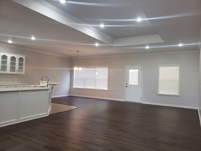Building Photo - Windsor Trace Subdivision!