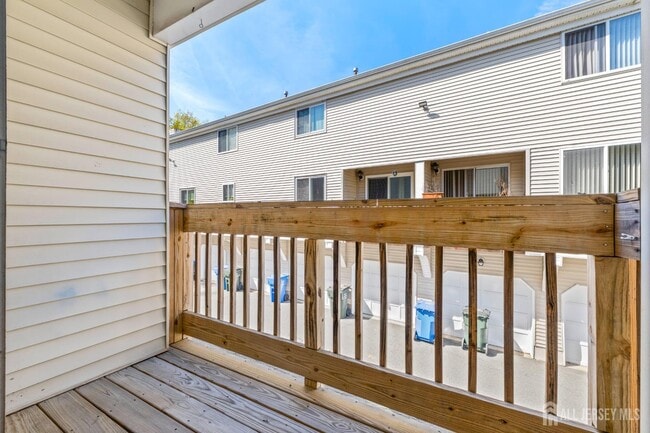 Building Photo - 2908 Madaline Dr