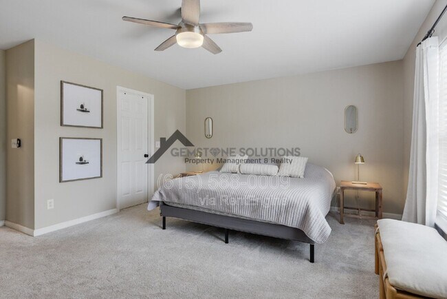 Building Photo - 7111 Lenox Village Dr