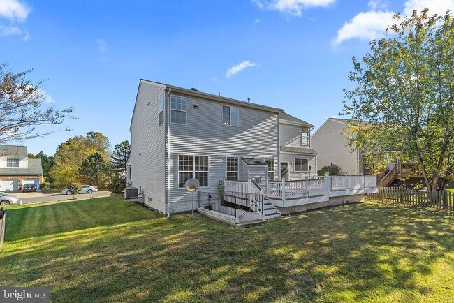 Building Photo - 9871 Upper Mill Loop