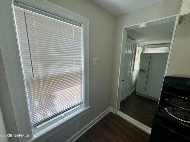 Building Photo - 3673 Randall St