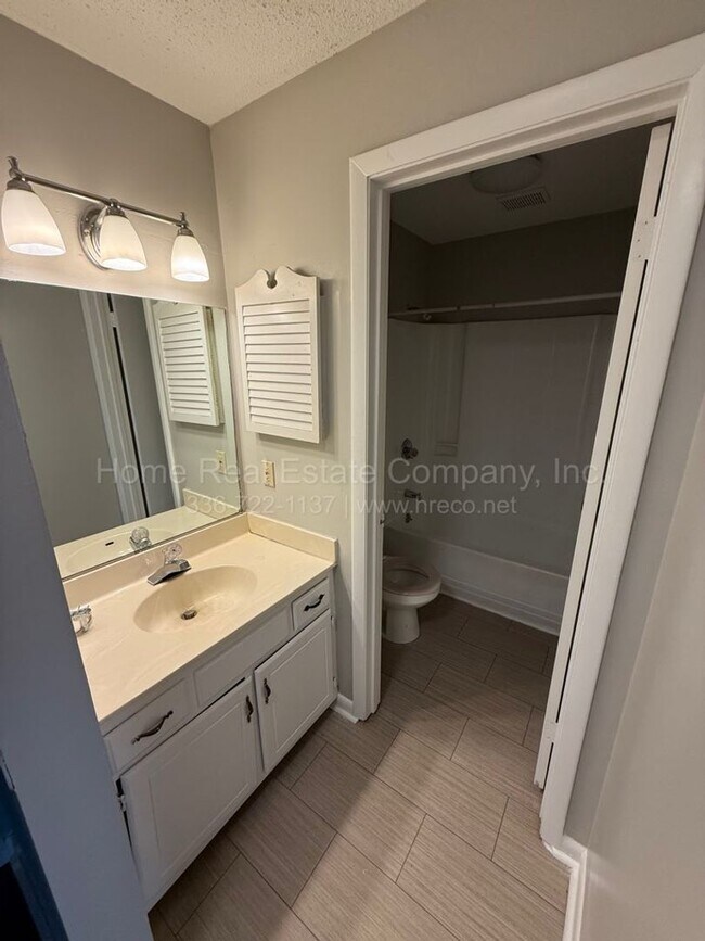 Building Photo - 184 Driftwood Ln