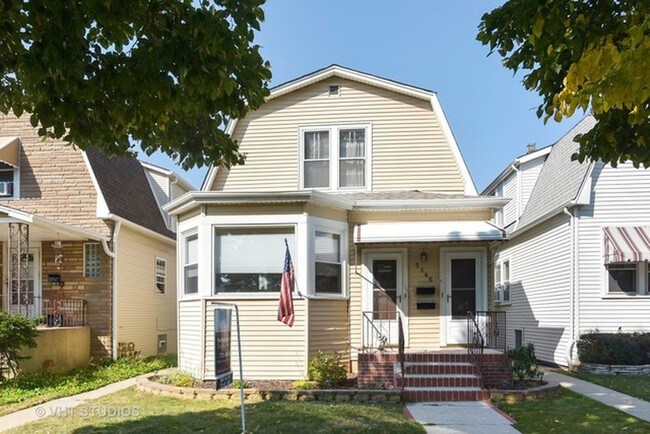 Primary Photo - 5600 N Marmora Ave