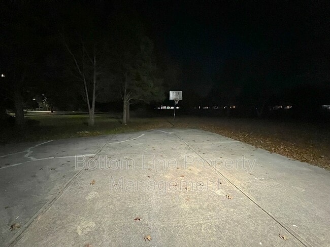 Building Photo - 13446 Cassington Ct