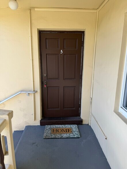 Building Photo - 5212 SW 91st Ave