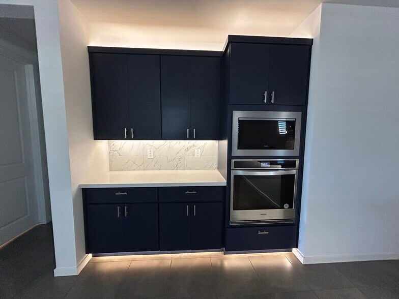 Building Photo - 21357 E Macaw Dr