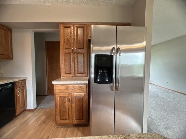 Building Photo - 3428 Dove St