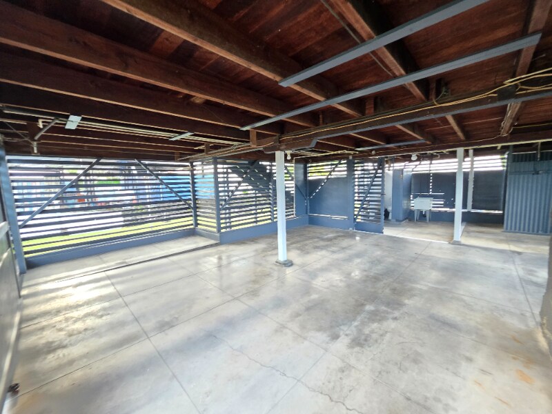 Building Photo - 418 Kukuau St