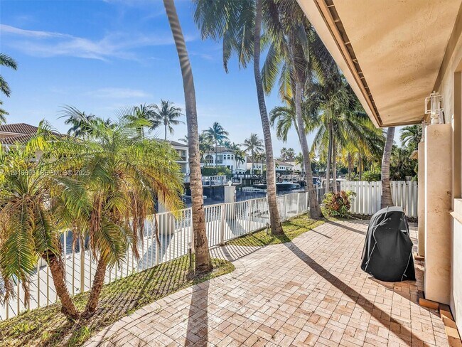 Building Photo - 922 Washington St