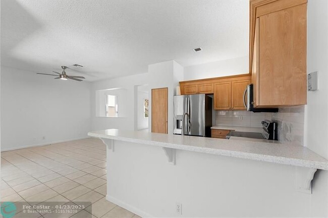 Building Photo - 4565 Purdue Dr