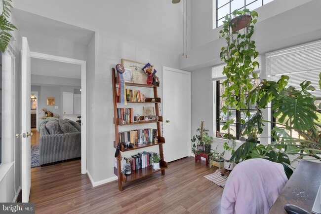 Building Photo - 6011 Curtier Dr