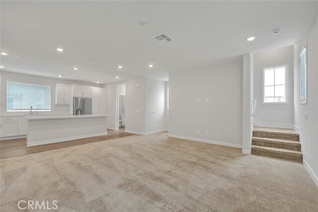 Building Photo - 6 Crown Point Dr