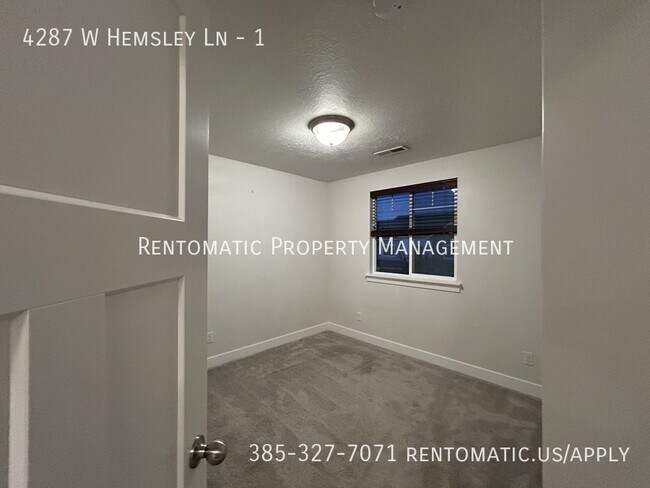 Building Photo - 4287 W Hemsley Ln