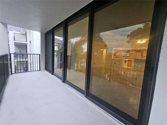 Building Photo - 1101 River Reach Dr