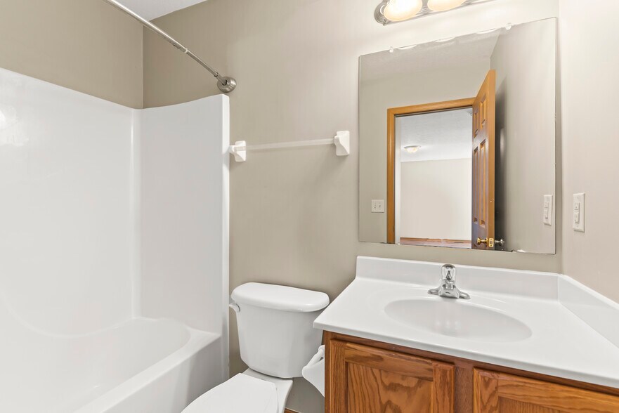 Building Photo - 5762 Annmary Rd