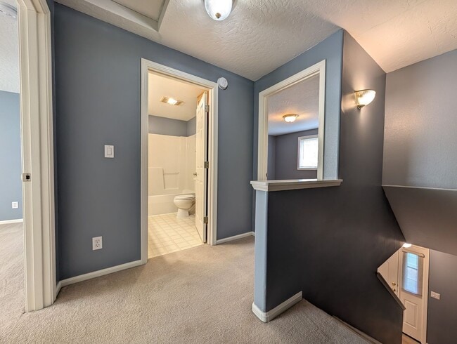 Building Photo - 2-Bedroom, 1.5-Bath Sunset Meadow Townhous...