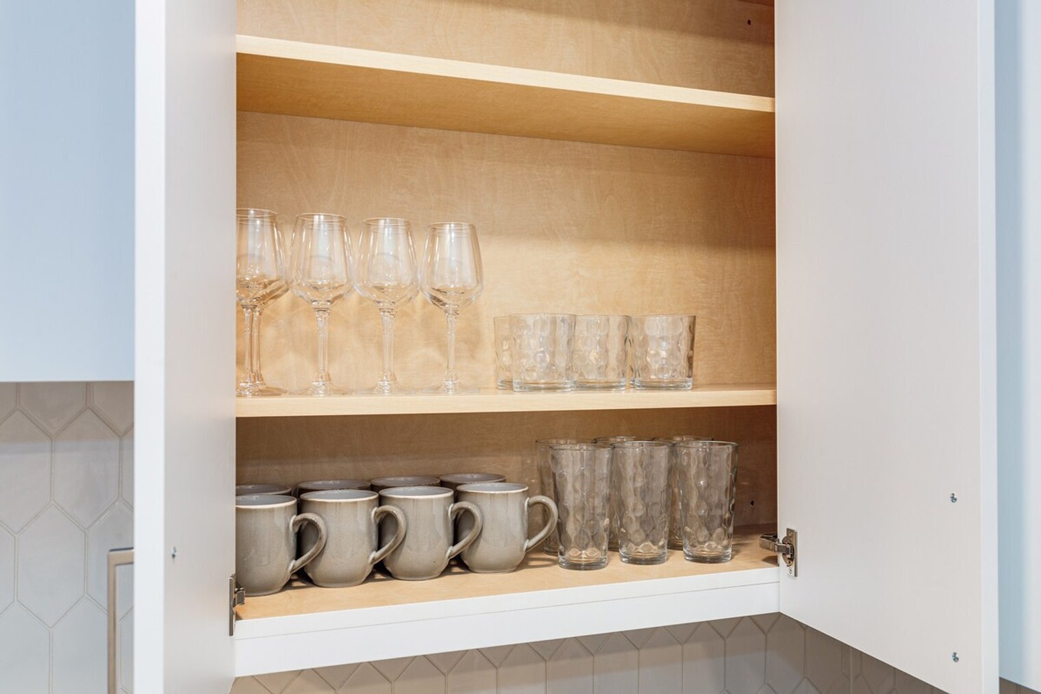 Building Photo - 1433 E Howell St