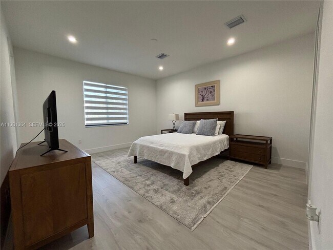 Building Photo - 4493 NW 81st Ave