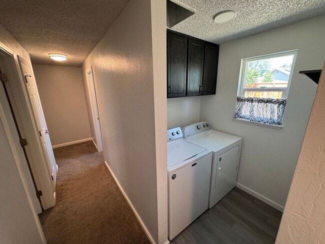 Building Photo - 20 Bodie Dr