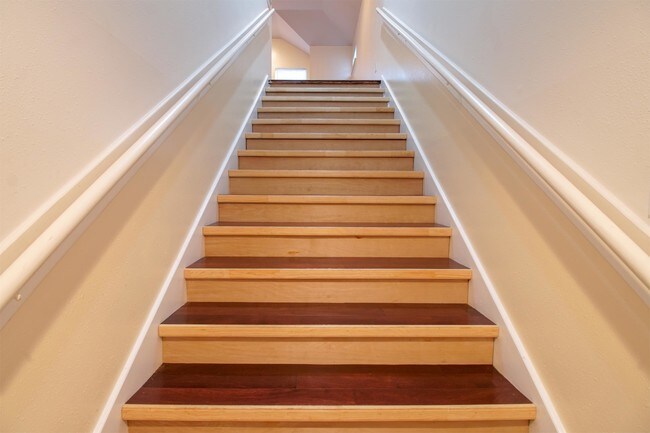 Building Photo - 1203 Lovett St