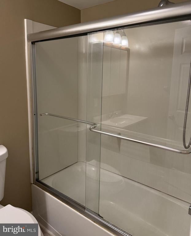 Building Photo - 23 N Carolina Ave