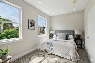 Building Photo - Luxurious New Construction Bi-Level 3-bedr...