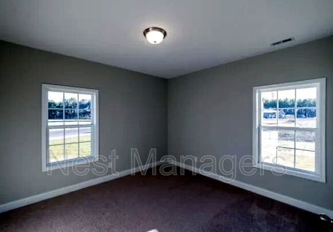 Building Photo - 113 Tellmont St