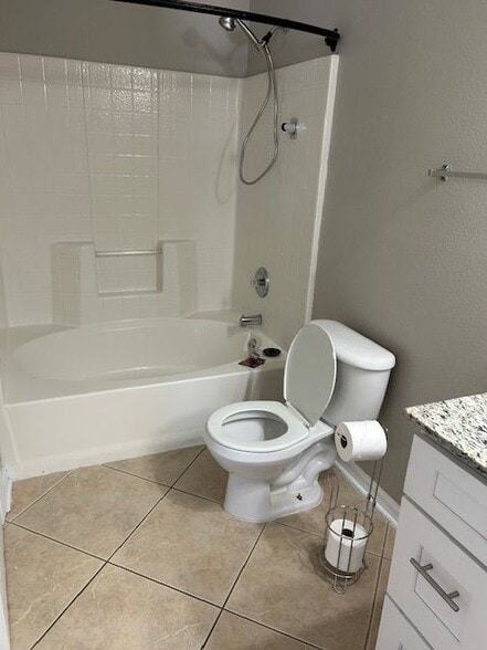 Building Photo - 15181 Sugargrove Way