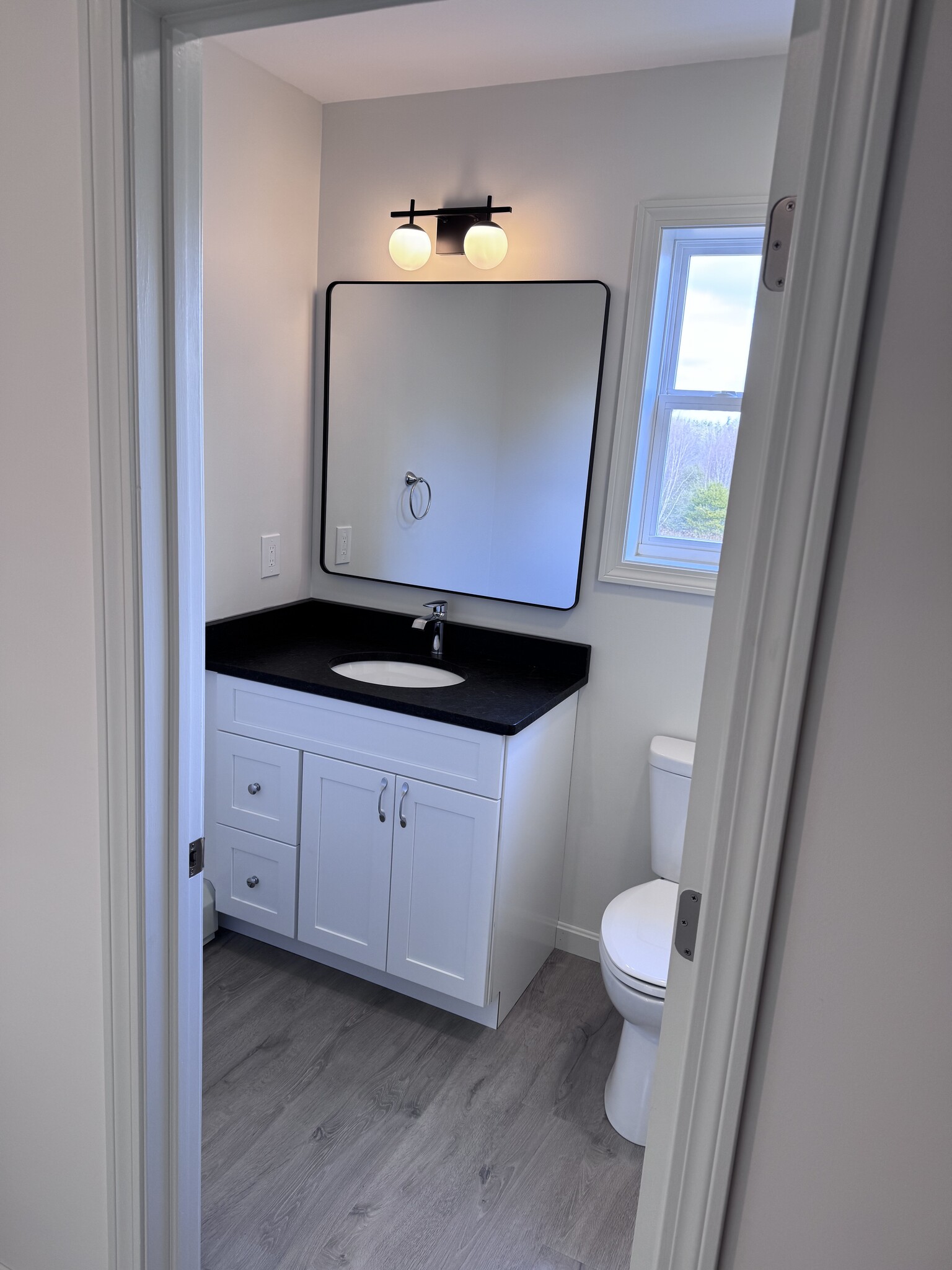 Building Photo - 47 Hogfat Hill Rd