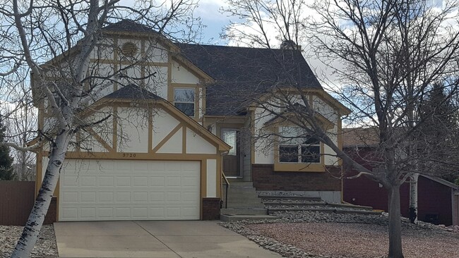 Building Photo - Wonderful 4 bedroom Home in District #20