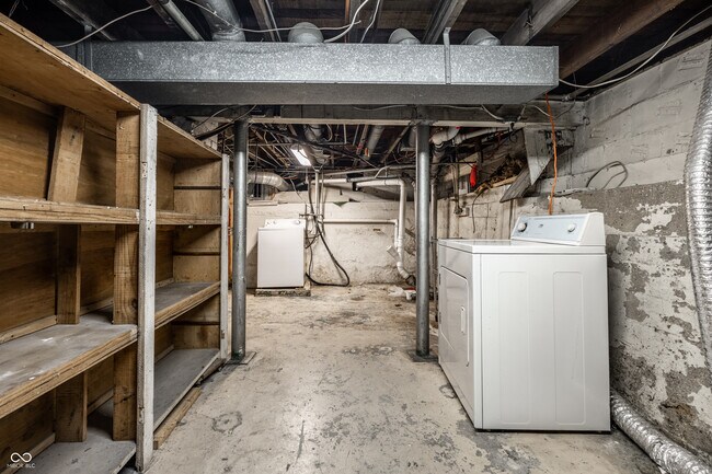 Building Photo - 4658 Hinesley Ave