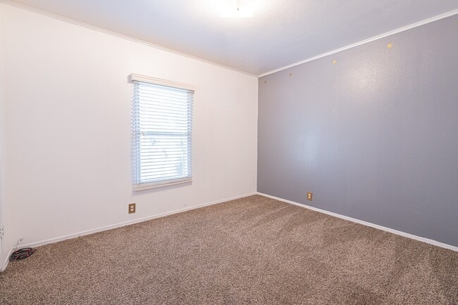 Building Photo - 11738 Greencanyon Dr