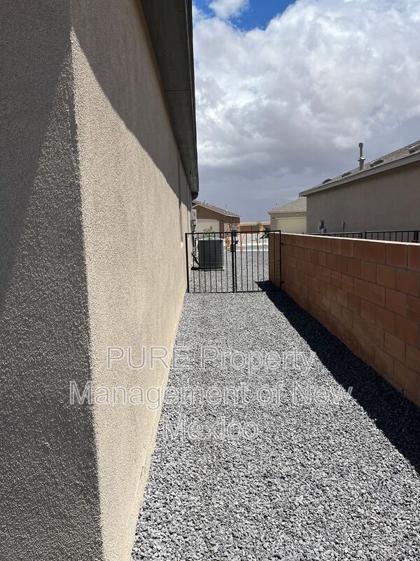 Building Photo - 14 Calle Guaymas
