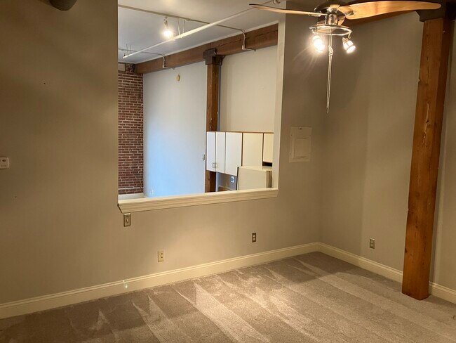 Bedroom - 706 Broadway #506