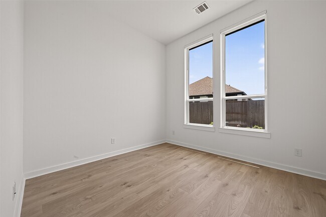 Building Photo - 5802 Reef Rdg Dr