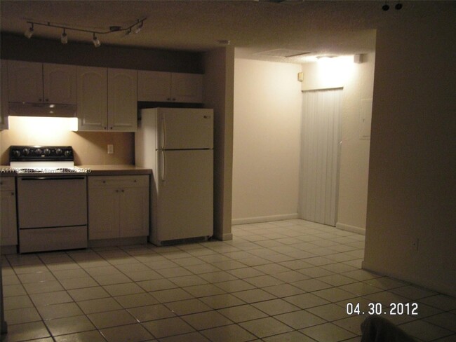 Building Photo - 28155 SW 142nd Ct