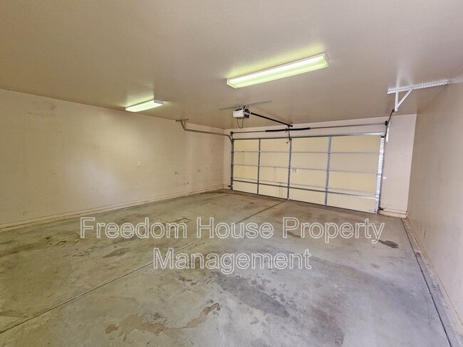 Building Photo - 1340 Pocahontas Ave