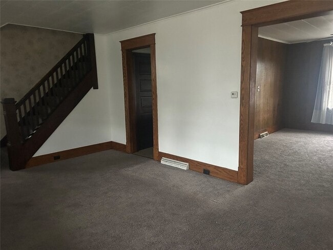 Building Photo - 1028 W 29th St