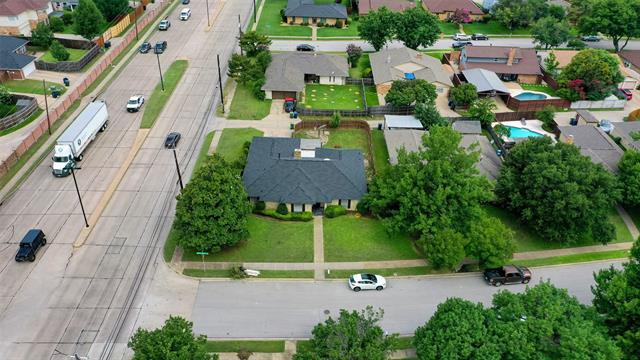 Building Photo - 917 Meadowgate Dr