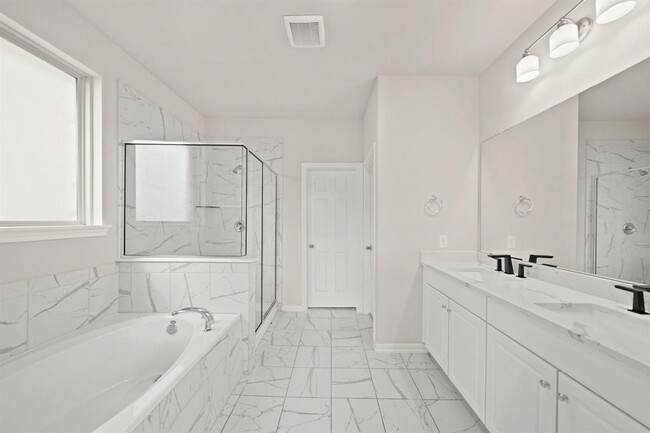 Building Photo - 2643 Westward Hl Dr
