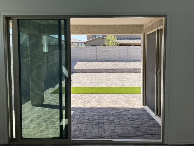 Building Photo - 12855 W Lamar Ct