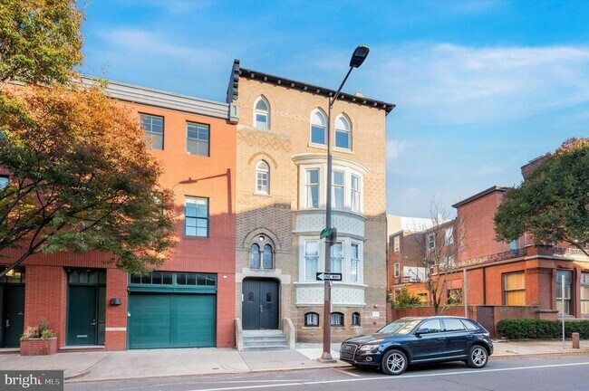 Primary Photo - 265 S 22nd St