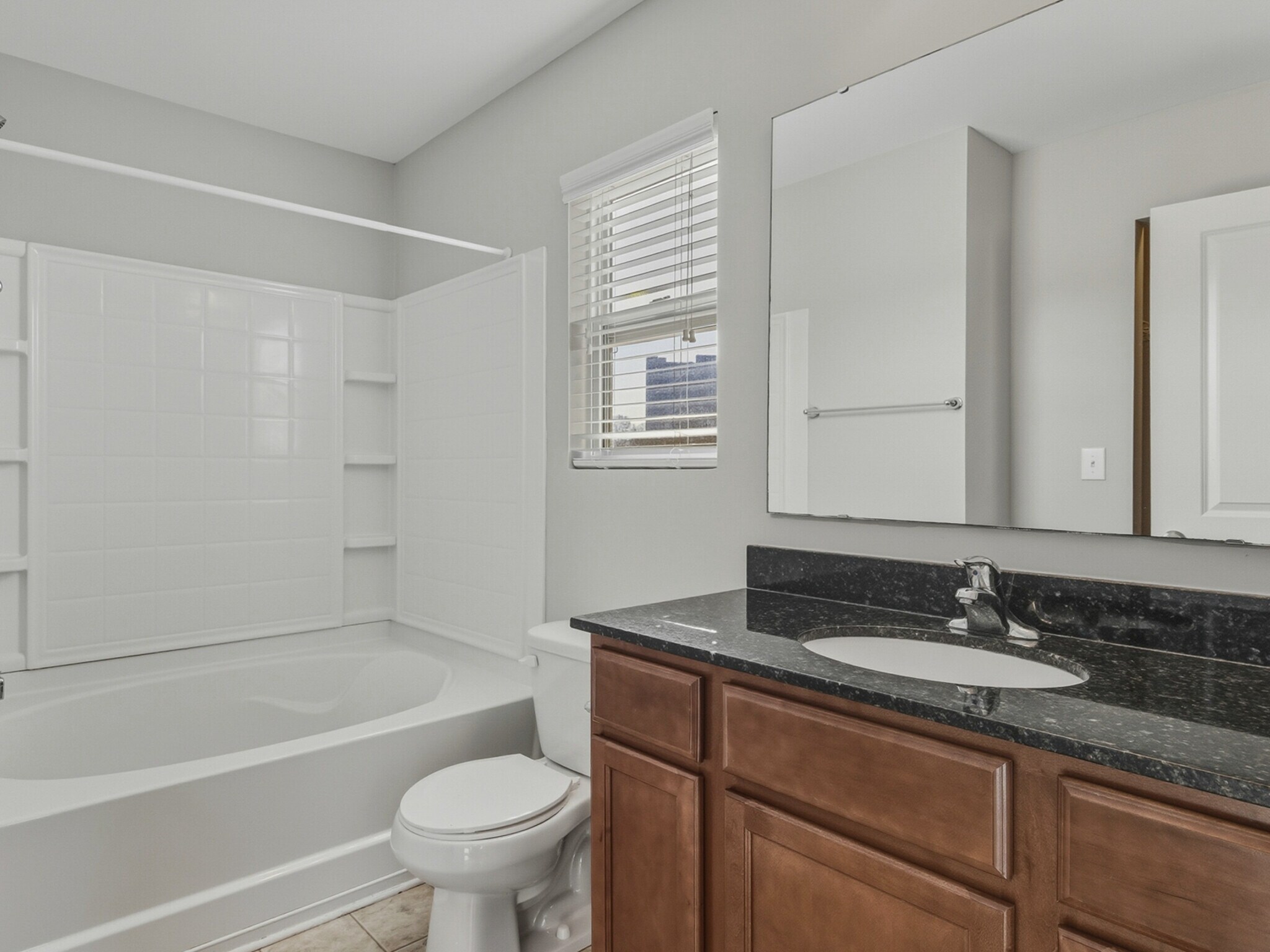 Building Photo - 608 Cahill Ln