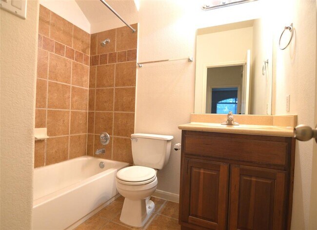 Building Photo - 11400 W Parmer Ln