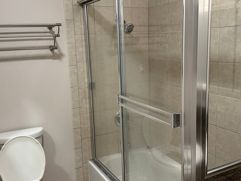 Building Photo - 18350 Hatteras St