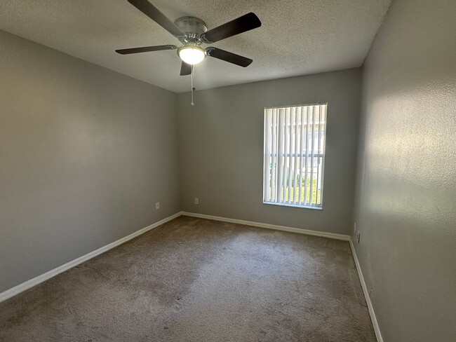 Building Photo - Awesome home near UCF for rent