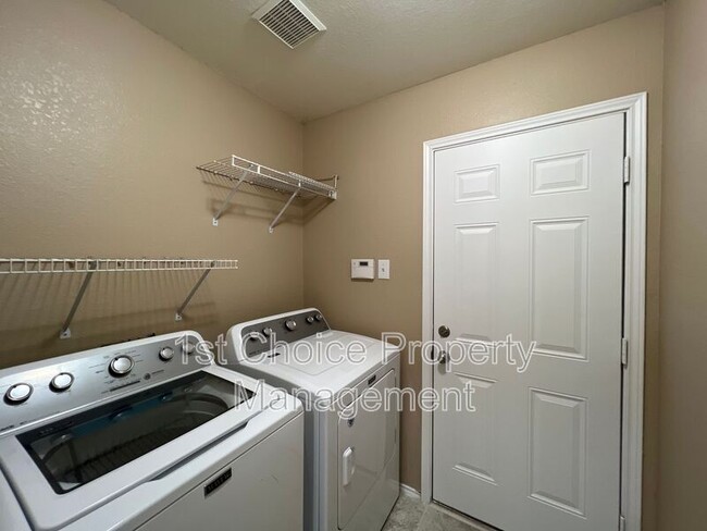 Building Photo - 5432 Beaver Ridge Dr