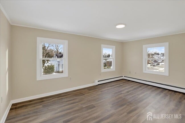 Building Photo - 28 Sedgwick St